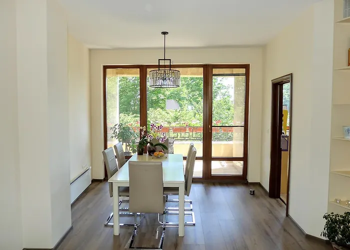 Daire Sea Garden Lux Varna