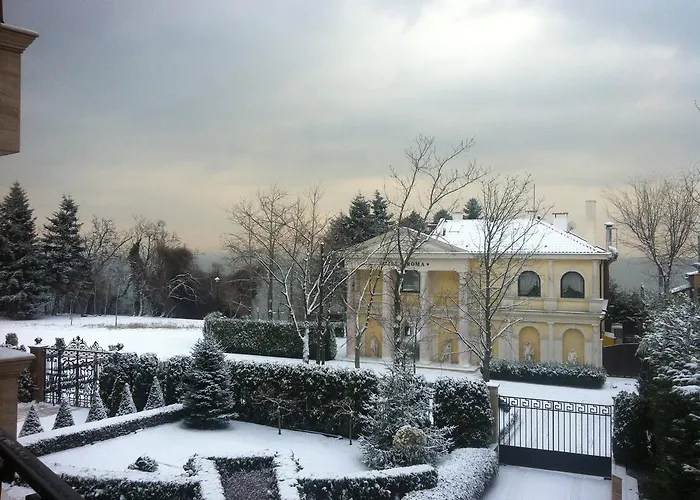 Sea Garden Lux Apartment