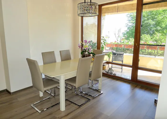 Sea Garden Lux Apartment *